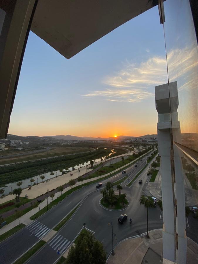 Riverside Tetouan Bagian luar foto