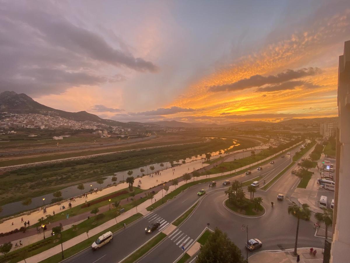Riverside Tetouan Bagian luar foto
