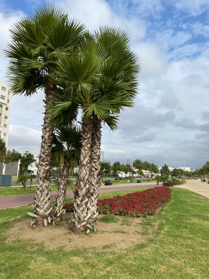 Riverside Tetouan Bagian luar foto